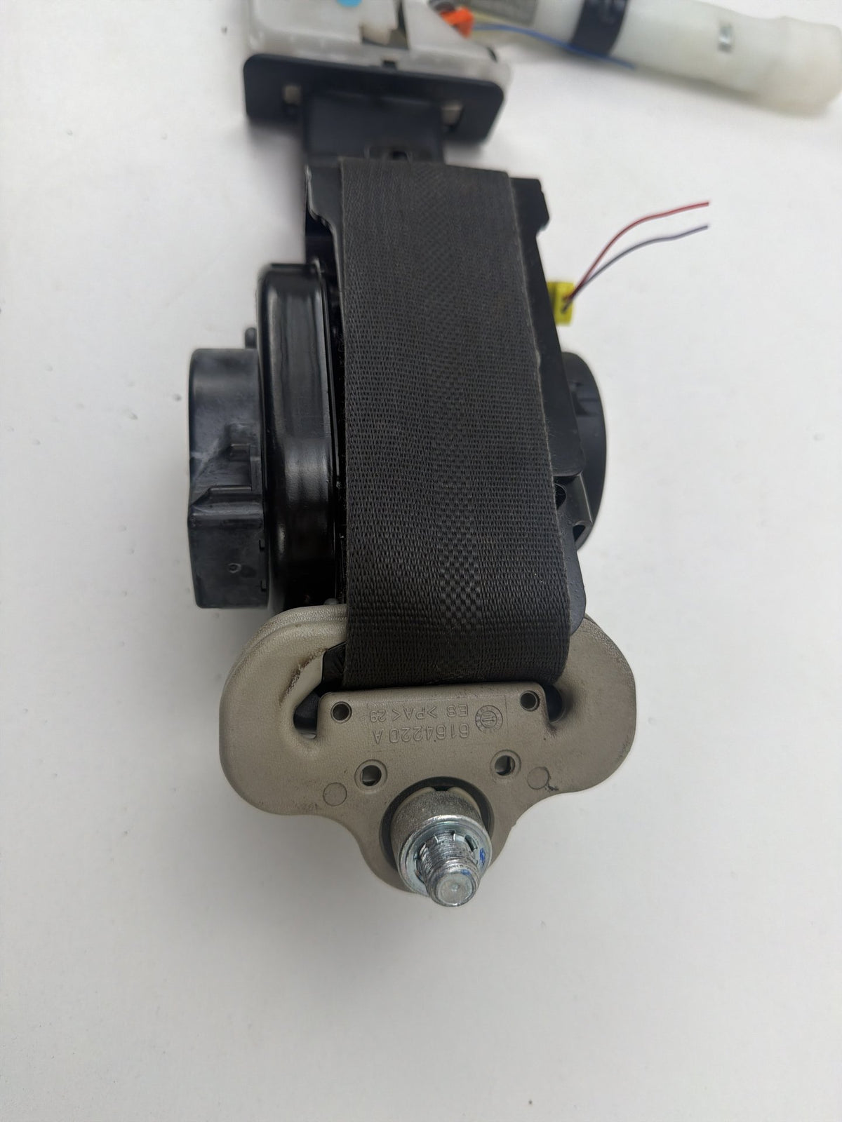 2016-2019 Nissan Sentra Front Left Driver Side Seat Belt 641744963A OEM