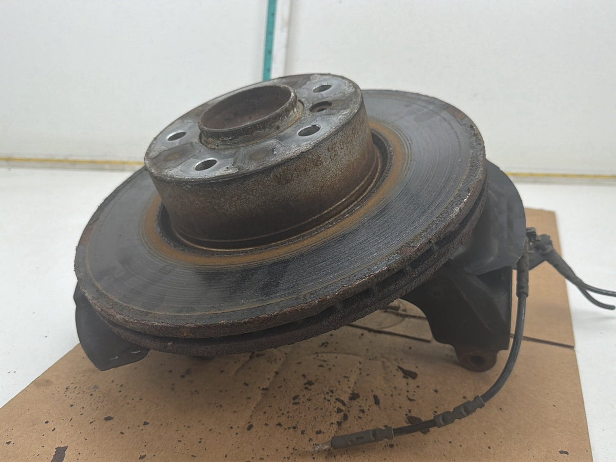 2012-2015 BMW X1 E84 Left Front Spindle Knuckle Hub 3121 6788699 OEM