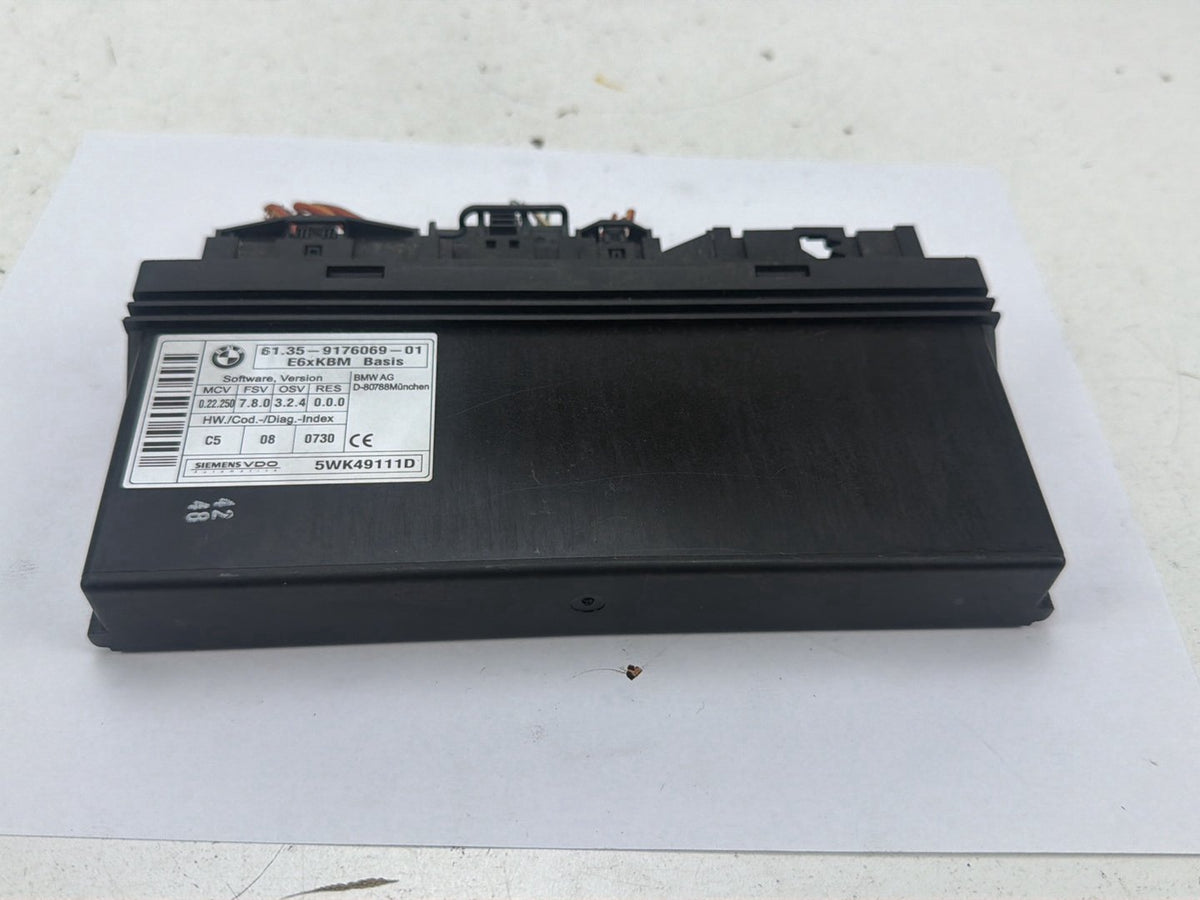 2008-2010 BMW 528i E60 Body Control Module BCM 9176069 OEM