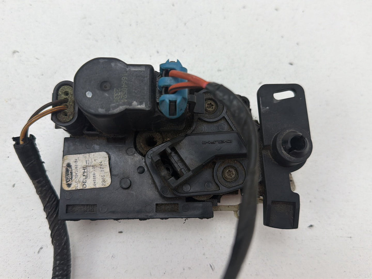 2003-2006 Lincoln Navigator Rear Tailgate Trunk Lid Lock Actuator OEM