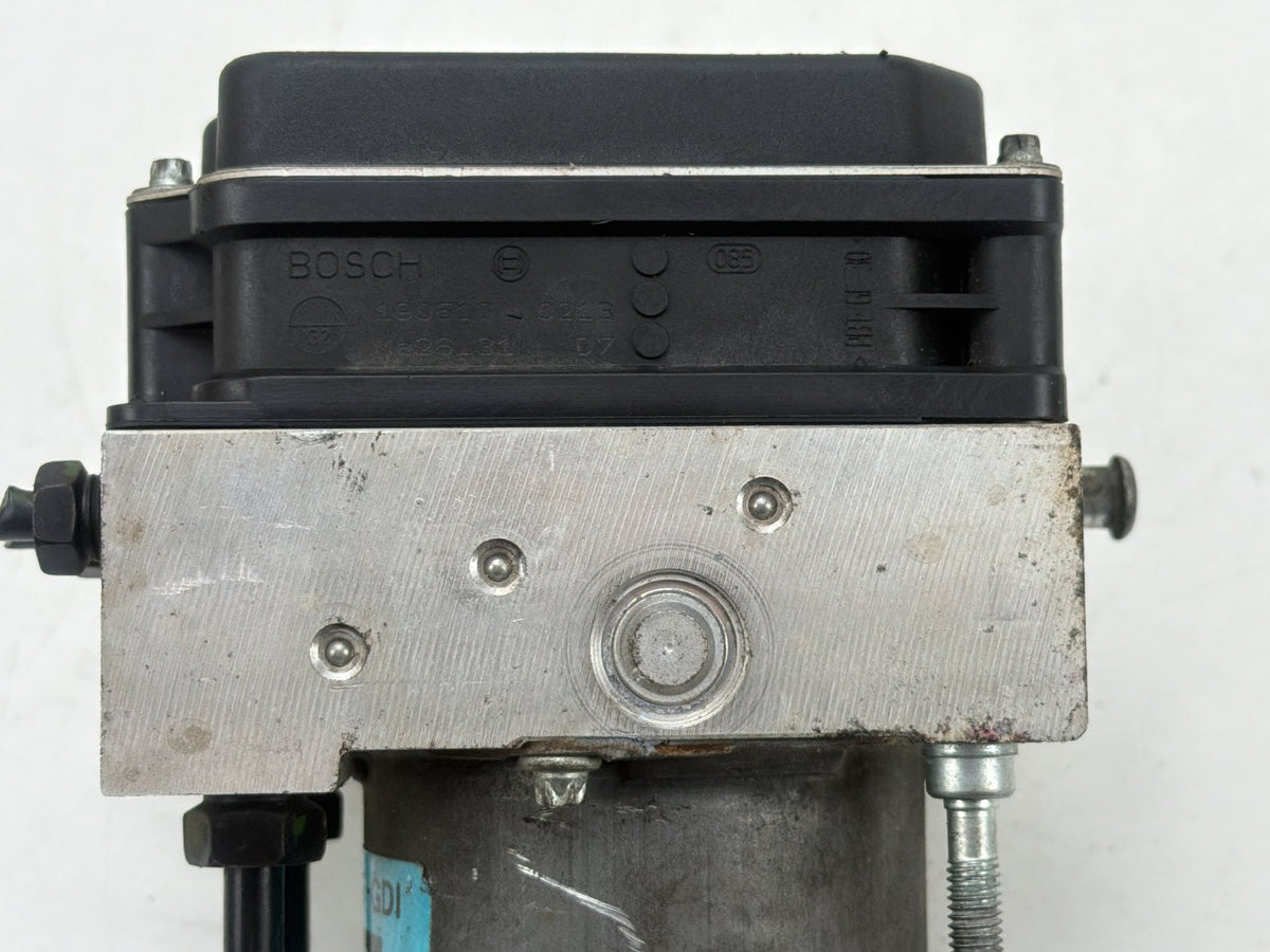2011-2013 Hyundai Sonata ABS Anti-Lock Brake Pump Control Module 58920-3Q500 OEM