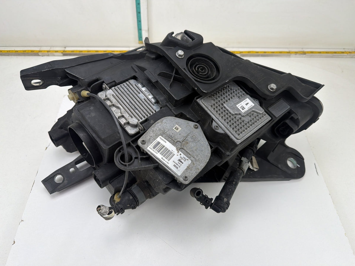 2014-2017 Maserati Quattroporte Front Right Side Headlight P67766201 OEM