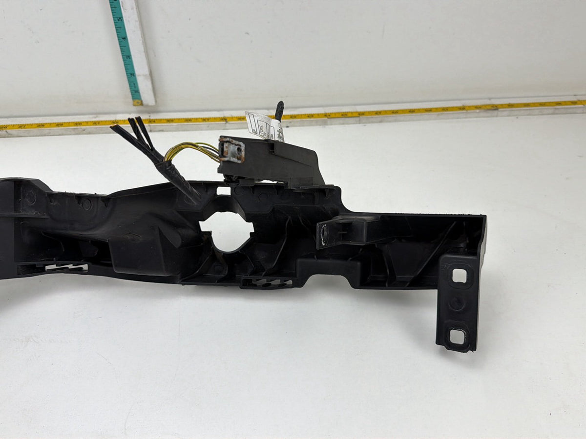 2014 BMW X1 E84 SUV Right Headlight Mount Bracket 2990180 OEM