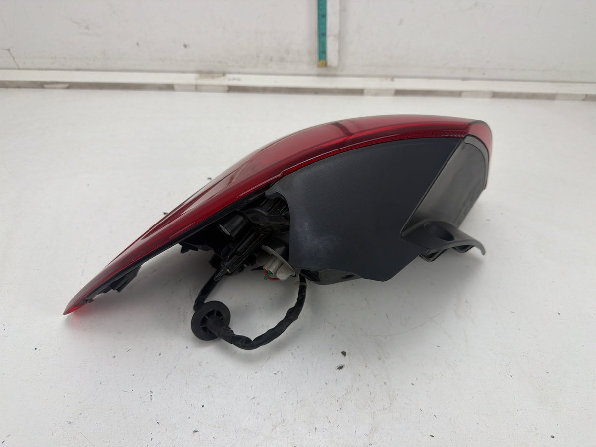 2014-2016 Kia Forte Rear Right Passenger Quarter Outer Tail Light Lamp OEM