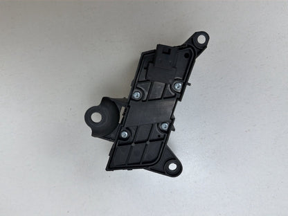 2007-2013 Mercedes-Benz S-Class W221-Front Left Door Lock Switch 2218213051 OEM