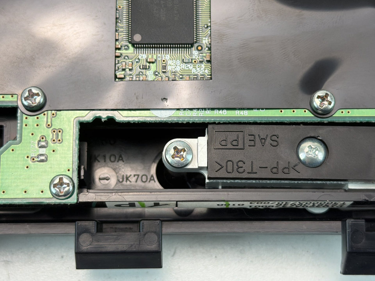 2009-2013 Infiniti G37 Climate Control w/ Radio Control Unit 68262-1NF4D OEM