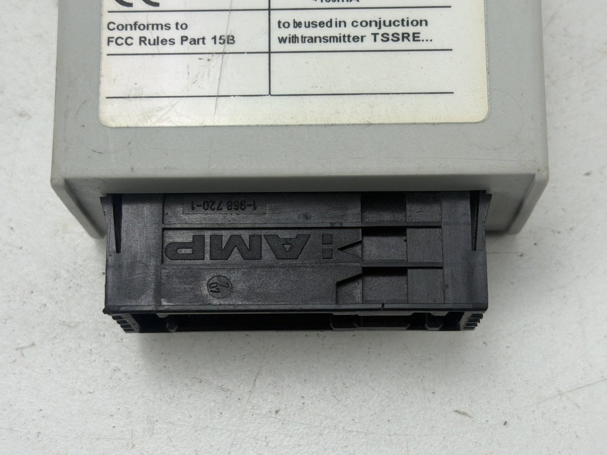 2004-2010 BMW X3 E83 Tire Pressure Monitoring System (TPMS) Module 6782802 OEM