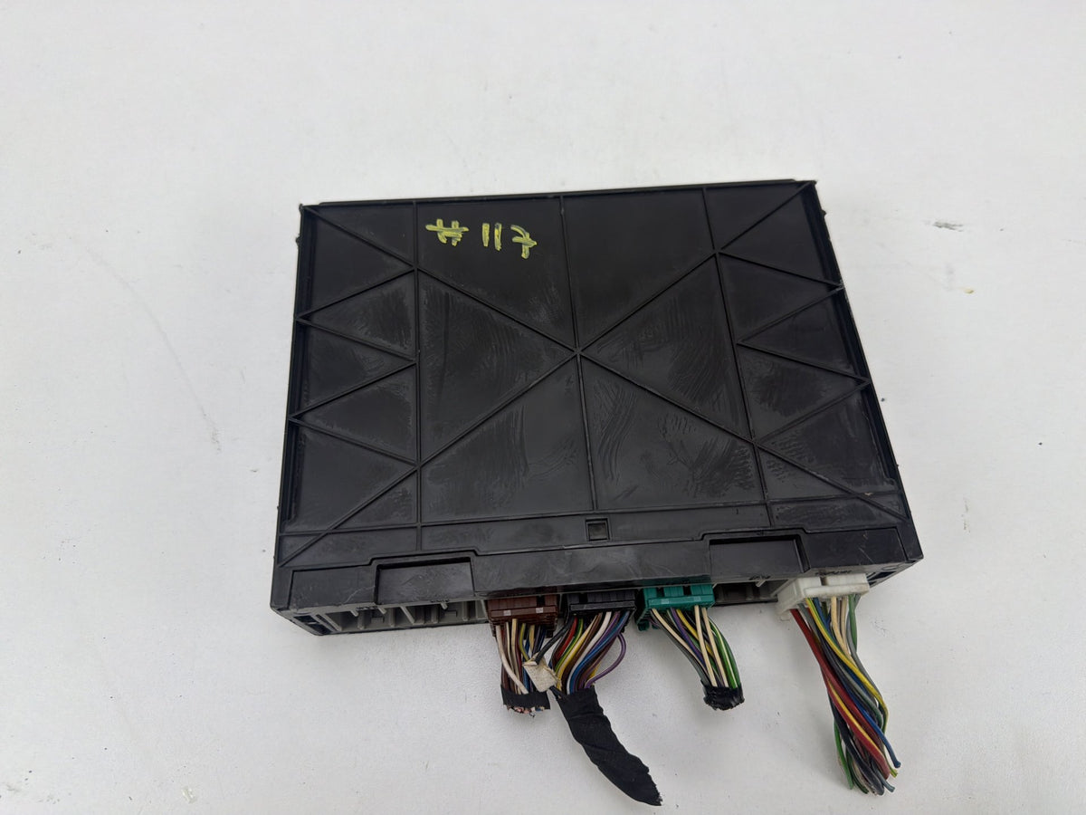 2013-2016 Chevrolet Cruze Body Control Module BCM 13589325 OEM
