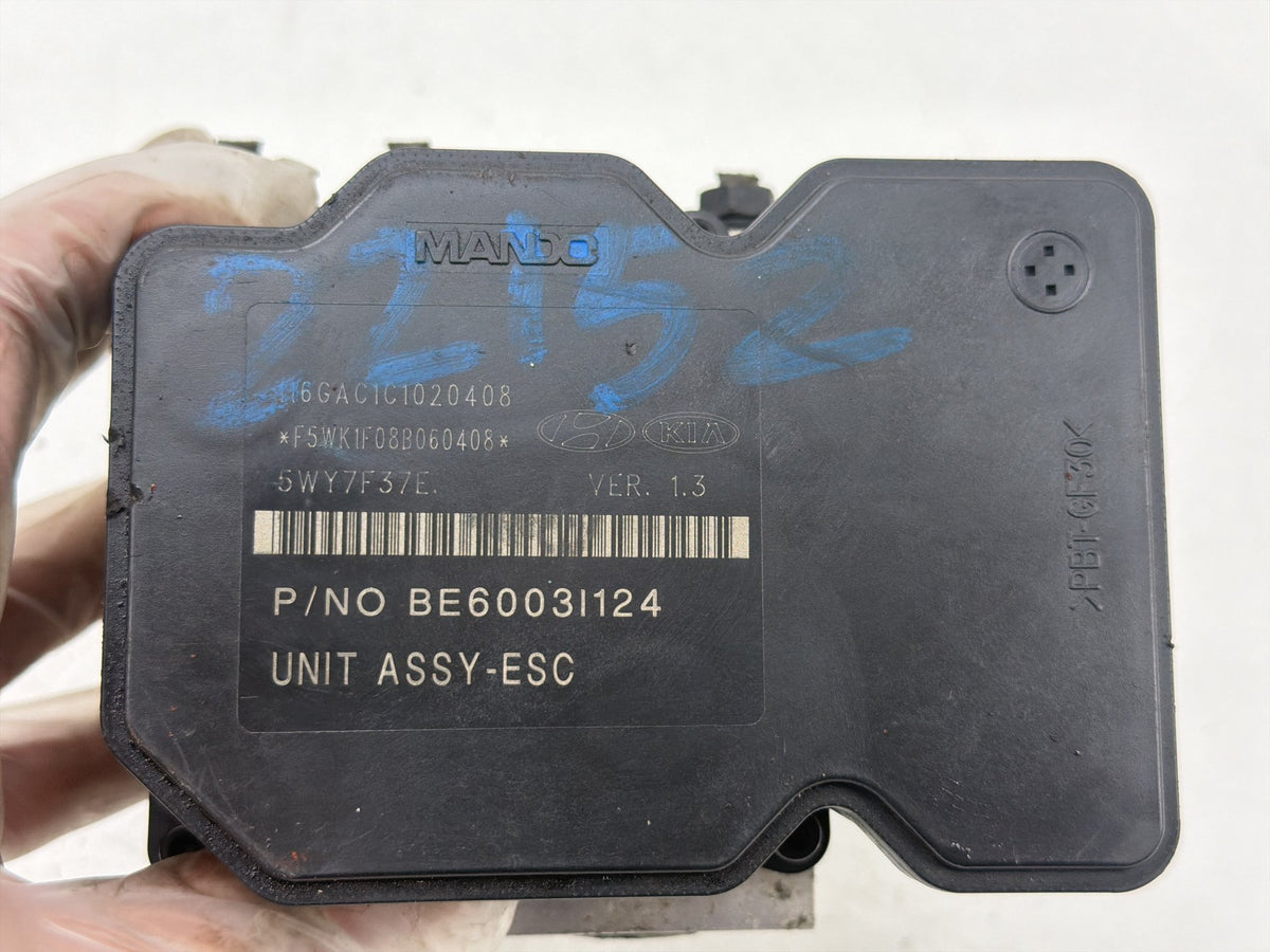 2011-2013 Kia Sportage Anti-Lock ABS Brake Pump Module 58920-3W400 OEM