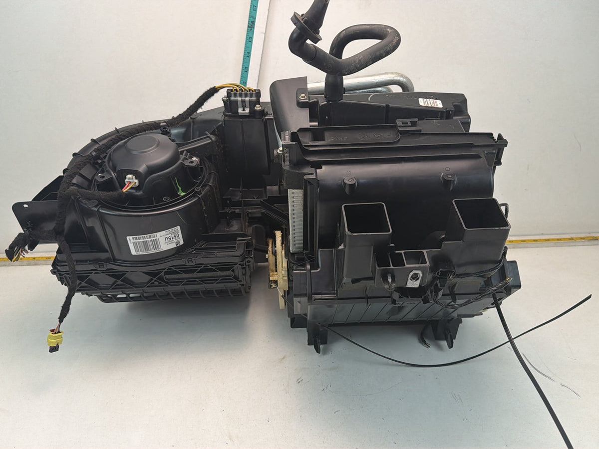 2013-2019 Chevrolet Sonic HVAC AC Heater Evaporator Blower Motor Housing Box OEM