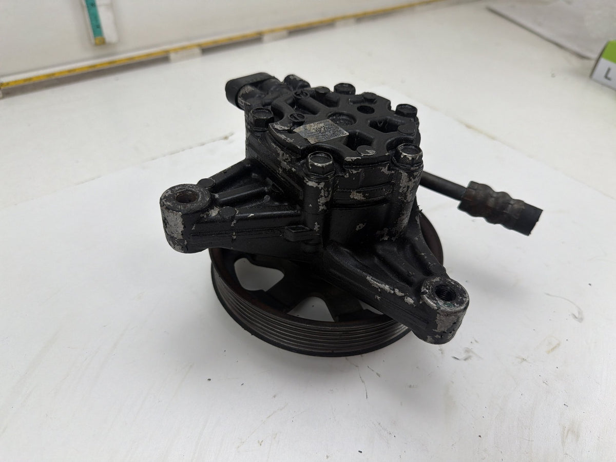 2011-2017 Honda Odyssey RL3 3.5L V6 Power Steering Pump Assembly OEM