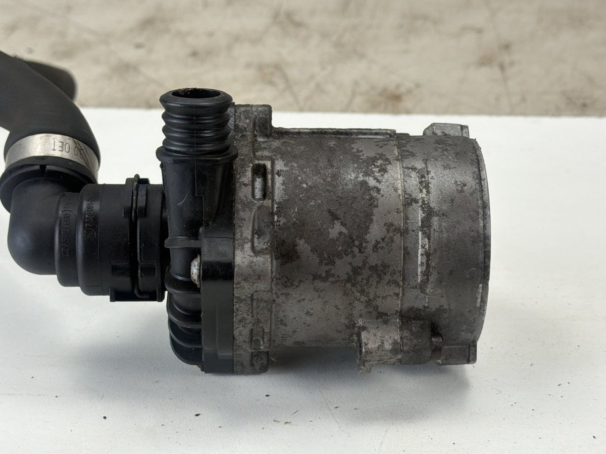 2007-2013 BMW 328i 528i Electric Engine Water Pump W/Coolant Return Hose OEM OEM
