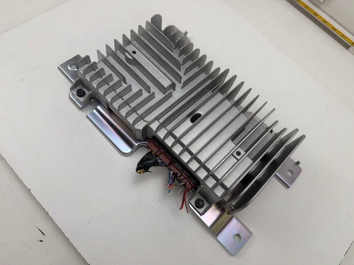 2011-2013 Infiniti QX56 Bose Premium Sound Audio Amplifier Module 280601LA0A OEM