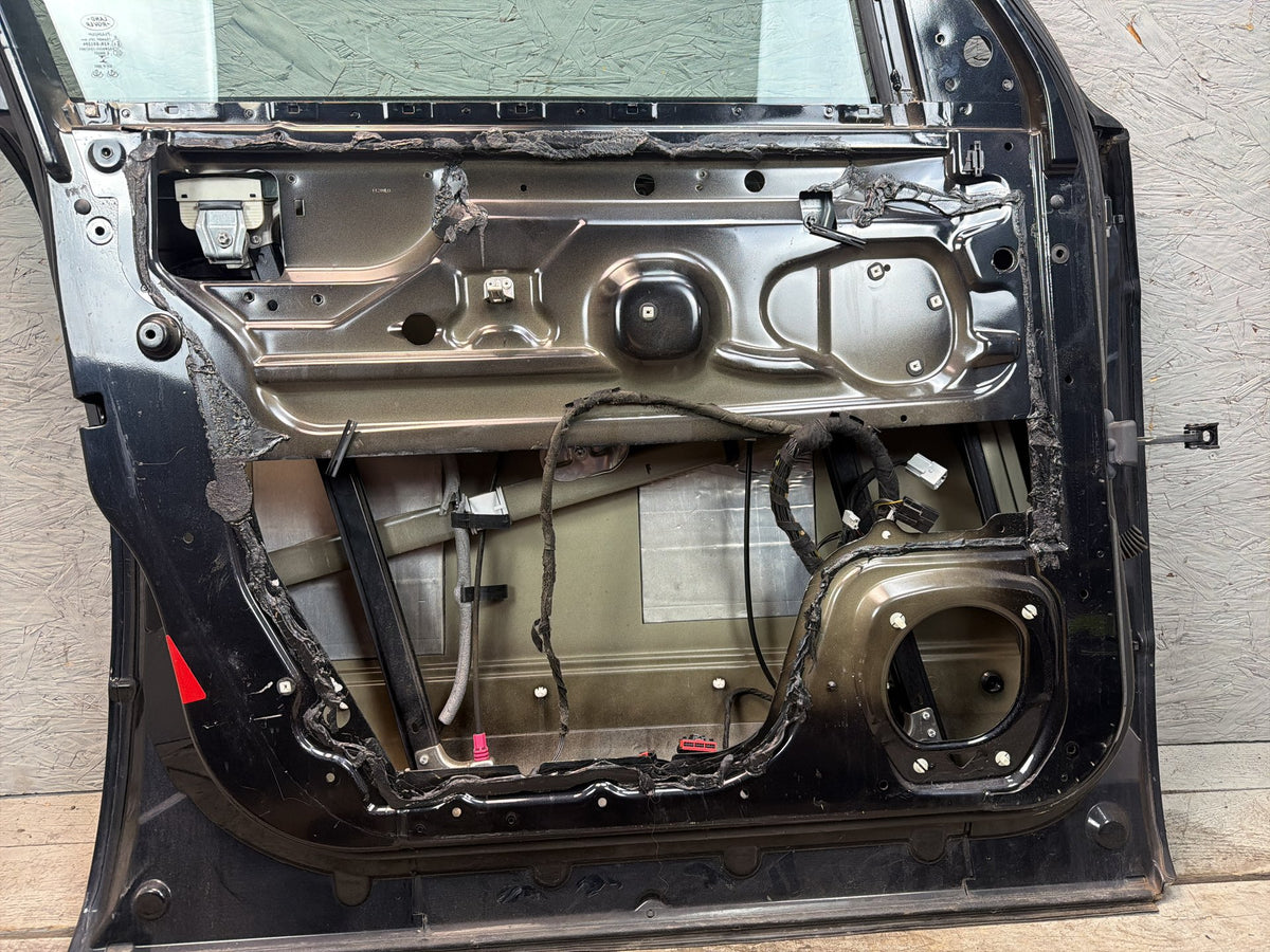 2010-2012 Land Rover Range Rover Front Left Driver Side Door Shell Assembly OEM