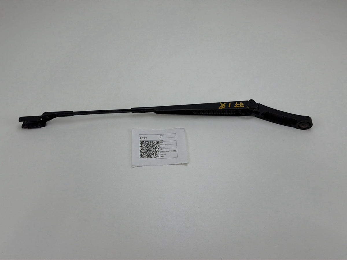 2013-2017 Volkswagen Tiguan Windshield 5K6 955 707 B OEM