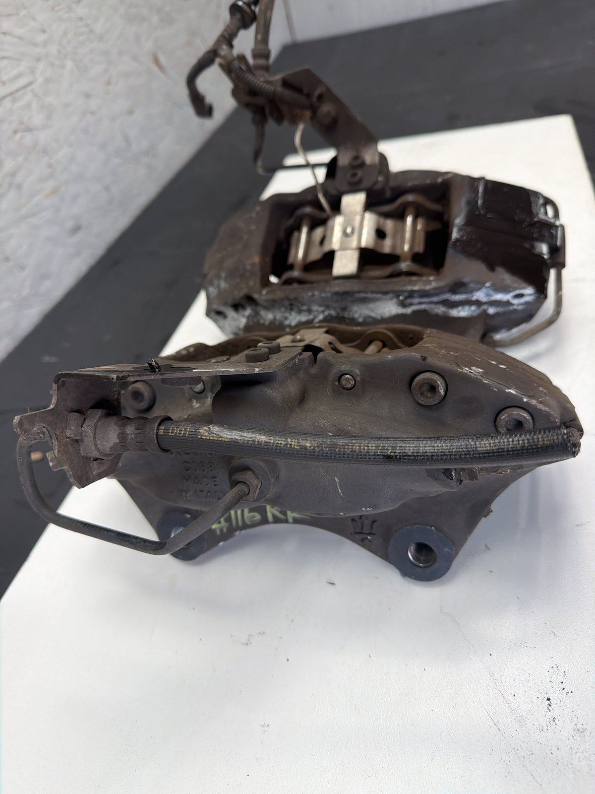 2014-2017 Maserati Ghibli III M157 Rear Left & Right Brake Calipers Pair OEM