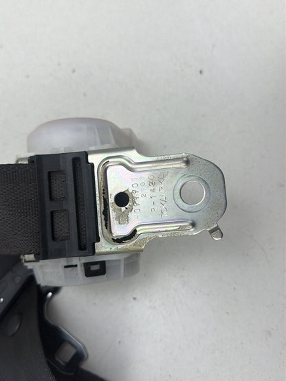 2009-2013 Infiniti G37- Rear Center Middle Seat Belt Retractor H073818 OEM