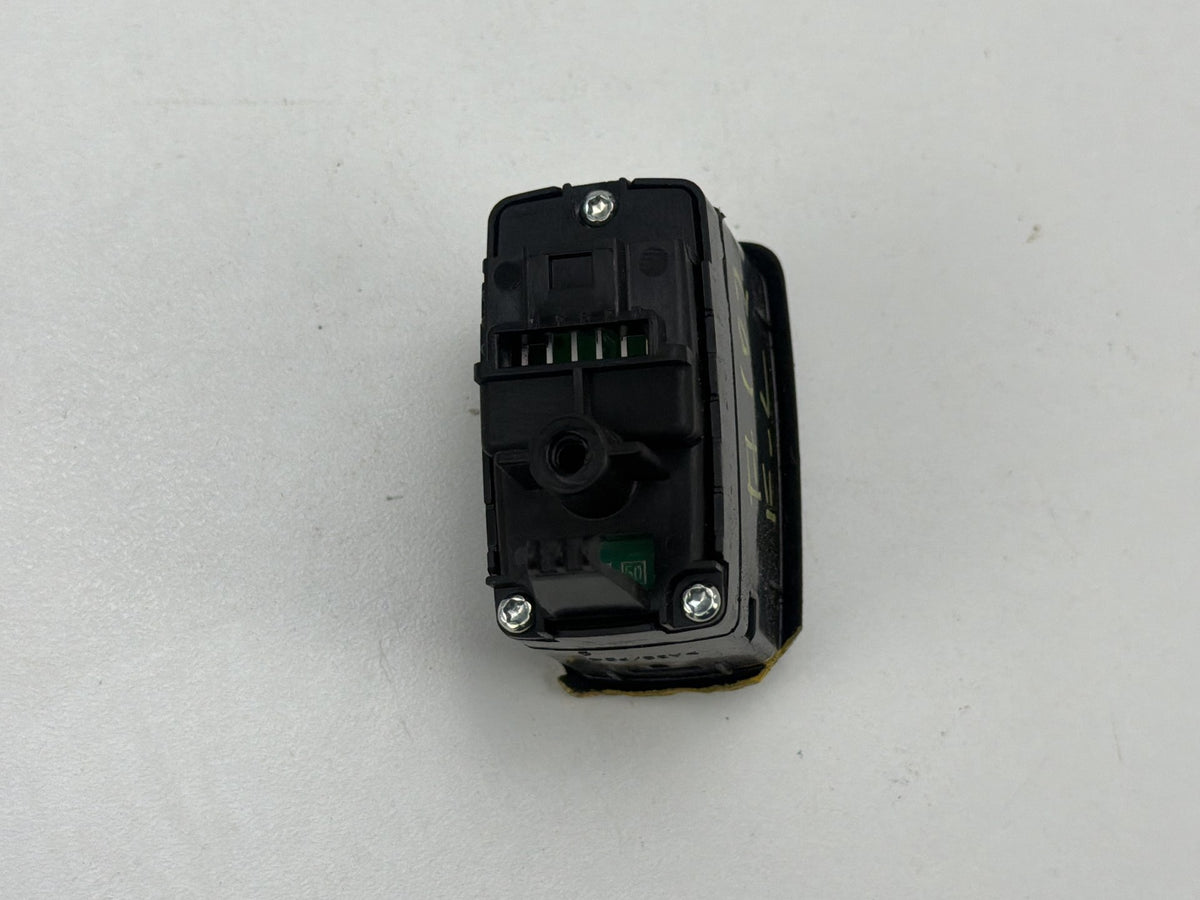 2010-2013 Mercedes-Benz R350 W251 Trunk Release Switch A2518706310 OEM