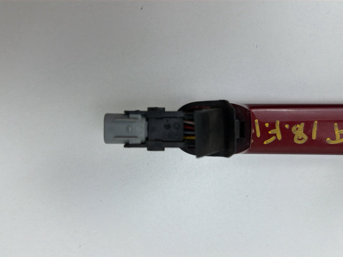 2013-2017 Volkswagen Tiguan Right Front Door Handle 5N0-837-205-M OEM