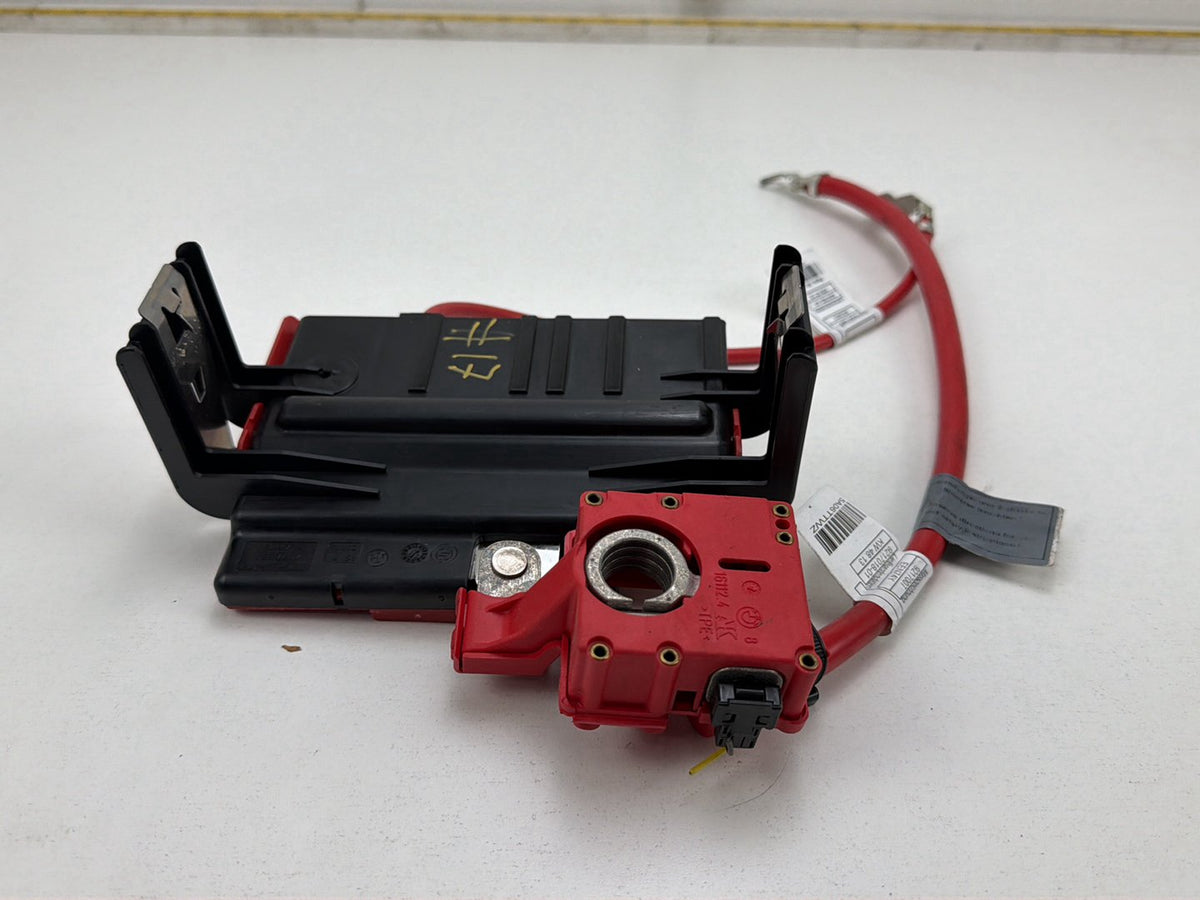 2012-2014 BMW X1 E84 Power Distribution Fuse Box 106887 10 OEM