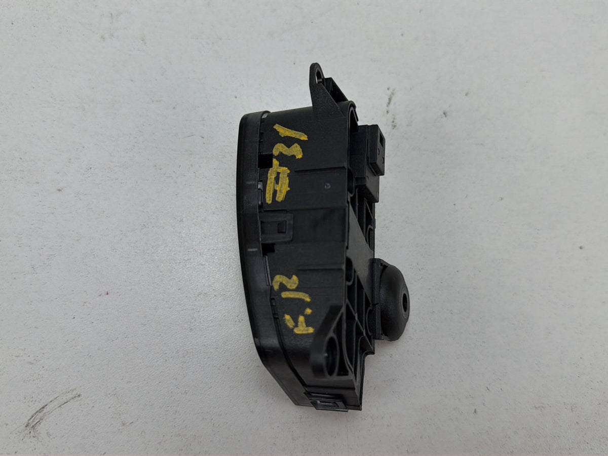 2007-2013 Mercedes-Benz S-Class W221-Front RH Passenger Door Lock Switch OEM
