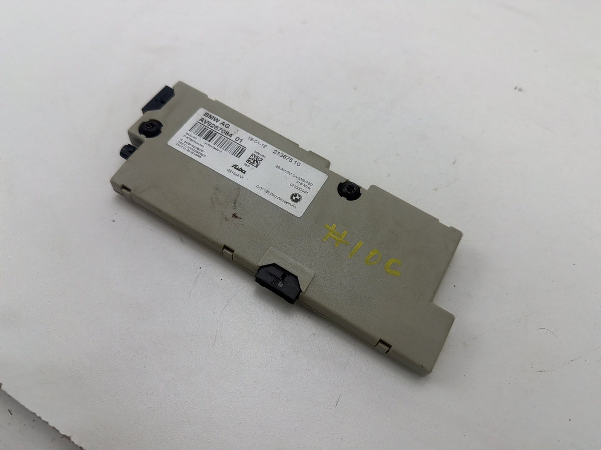 2011-2013 BMW 550i xDrive F10 Remote Antenna Amplifier Module 65209267084 OEM