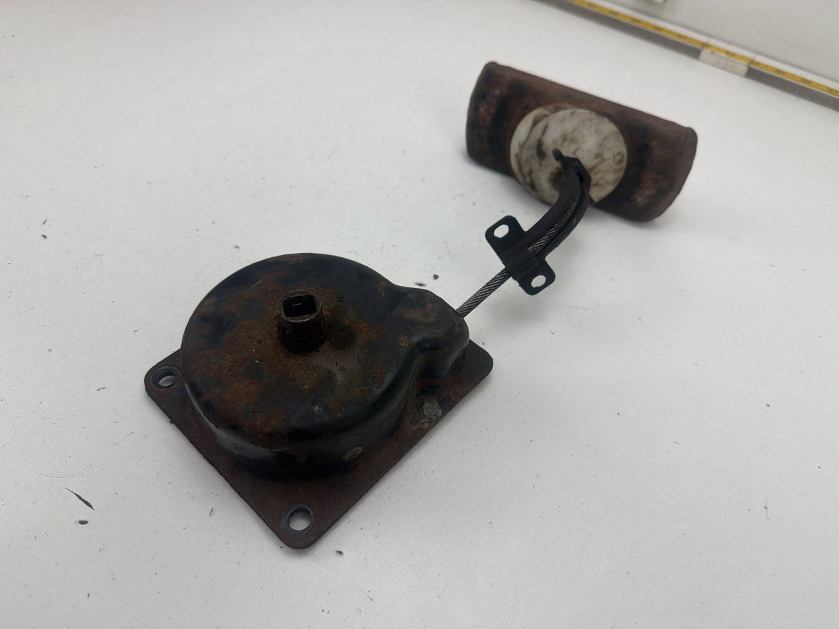 2003-2006 Lincoln Navigator Spare Tire Hoist Wheel Carrier Winch OEM