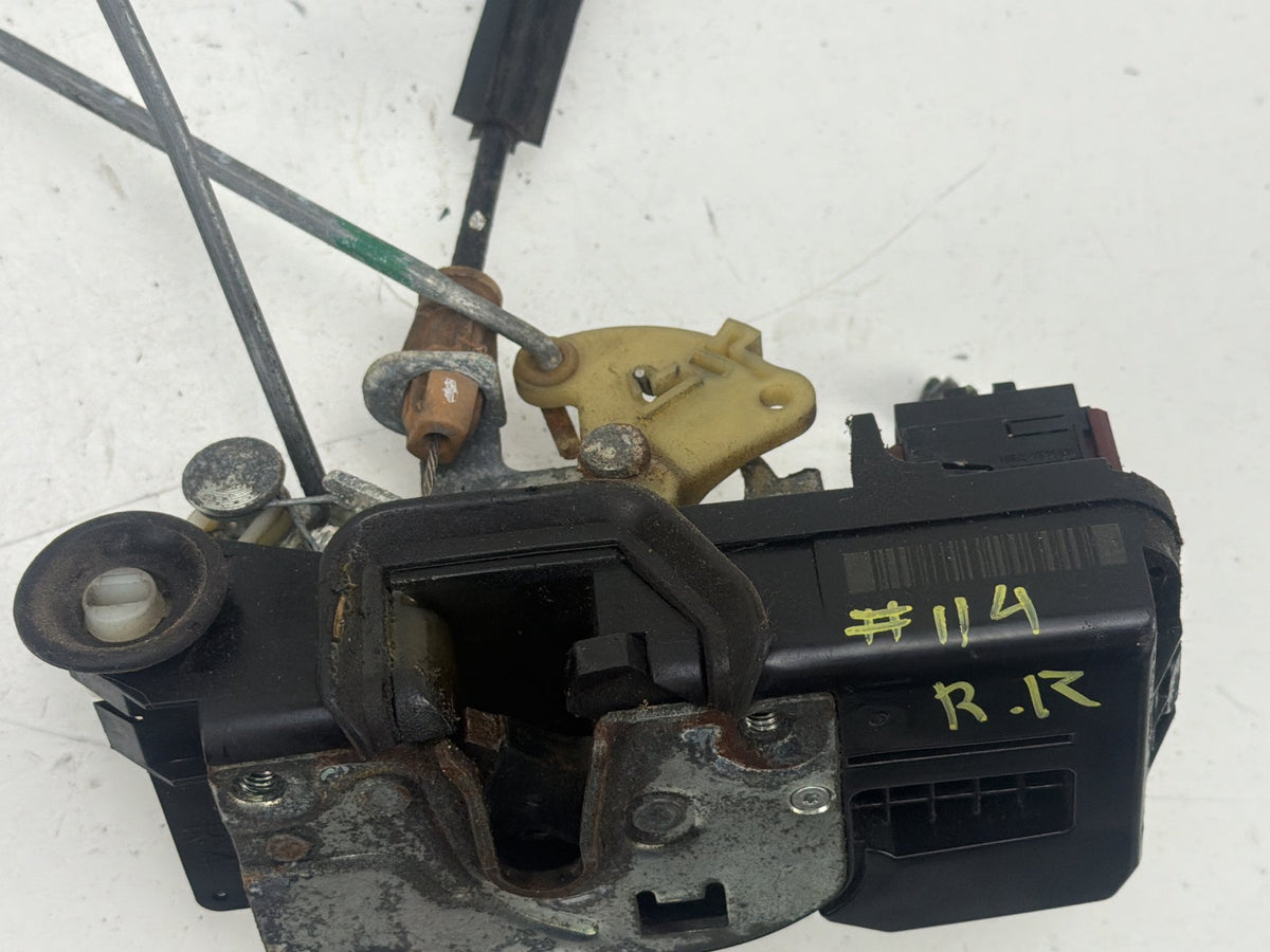 2007-2009 GMC Yukon Rear Right Passenger Side Door Lock Latch Actuator OEM