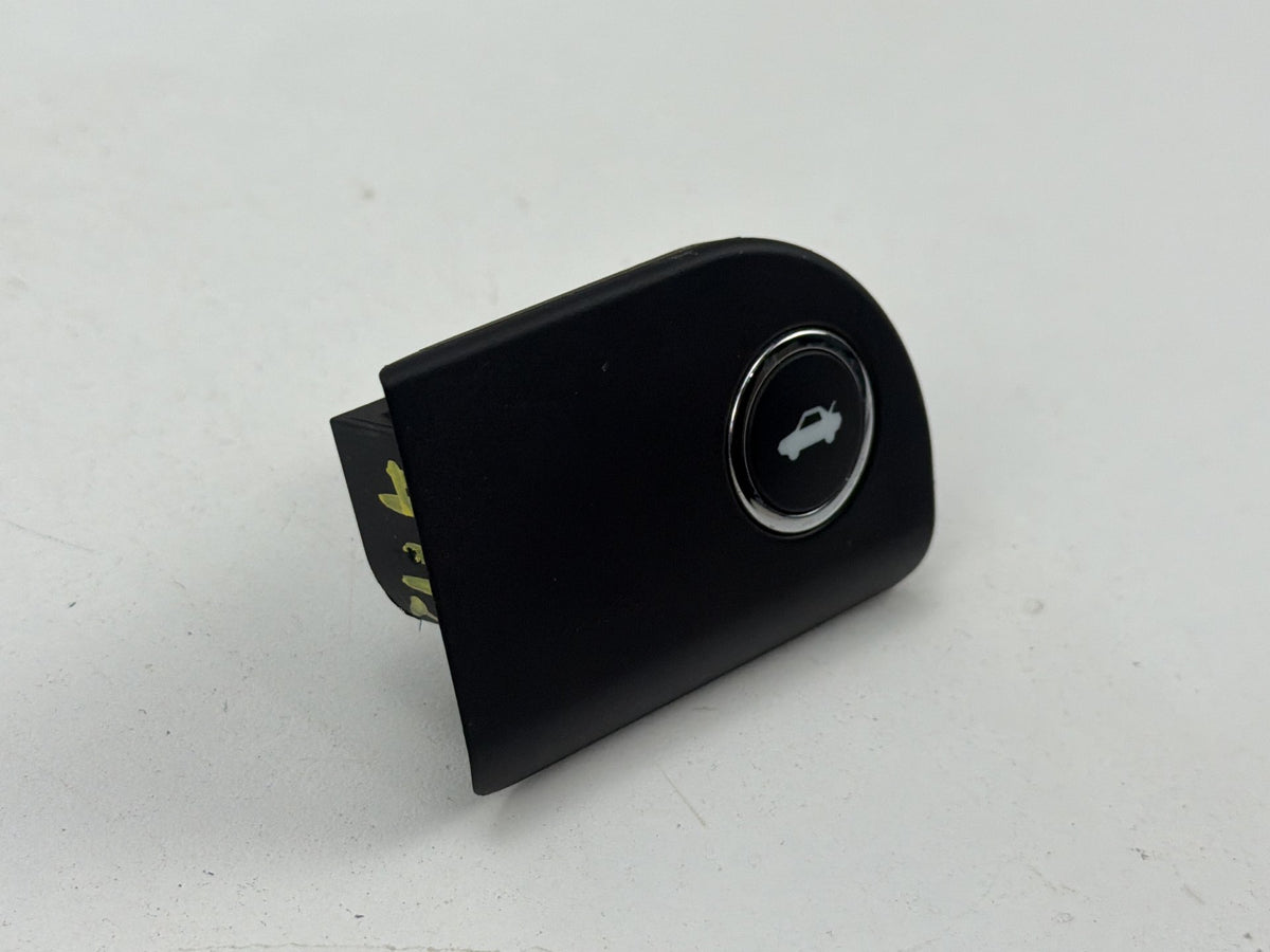 2014-2021 Maserati Quattroporte Trunk Release Push Button Switch 68141864AA OEM