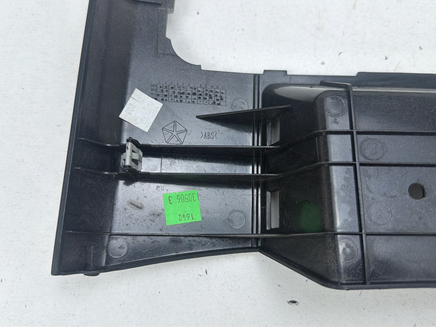 2013-2018 Ram 1500 Front Lower Console Gearshift Surround Trim 1HS041FAAF OEM