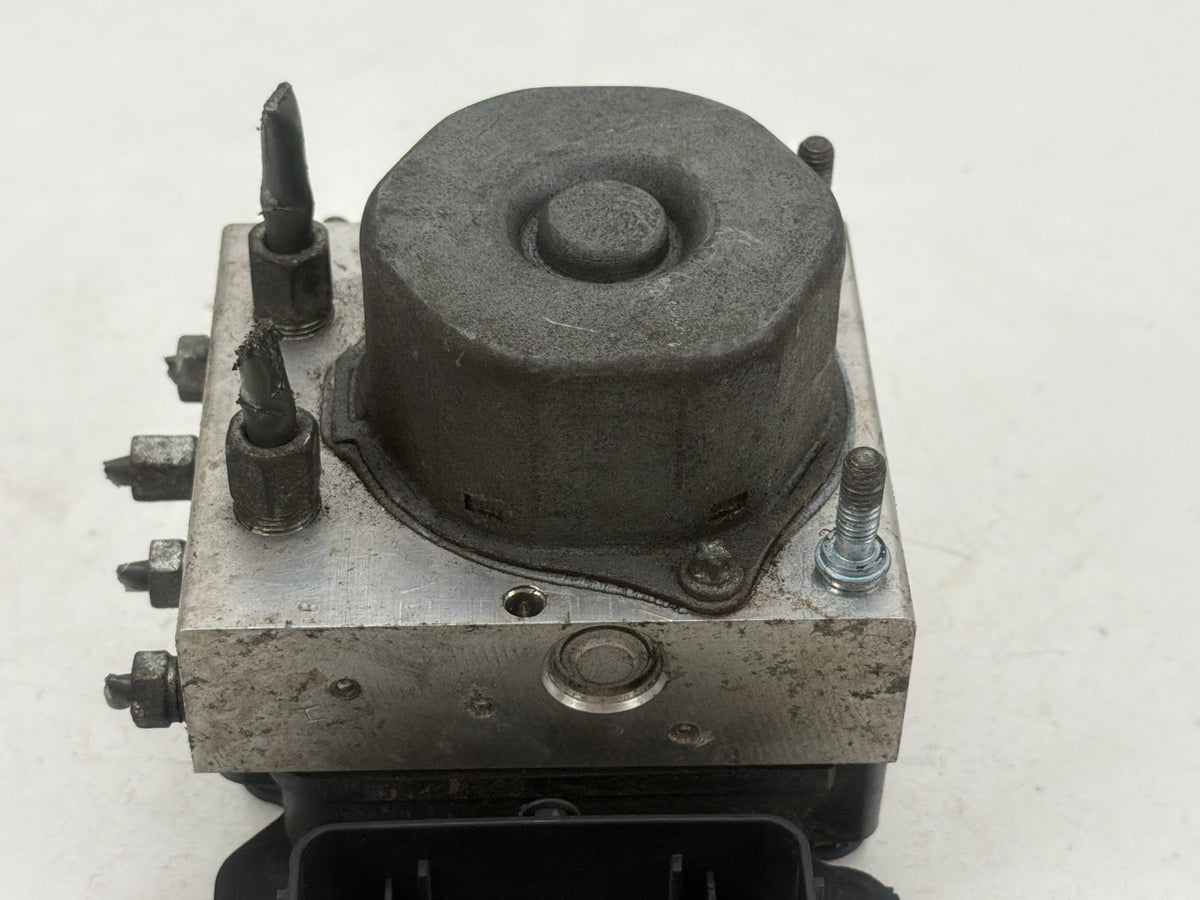 2014-2015 Nissan Altima Anti-lock Brake Abs Pump Module 0265956096 OEM