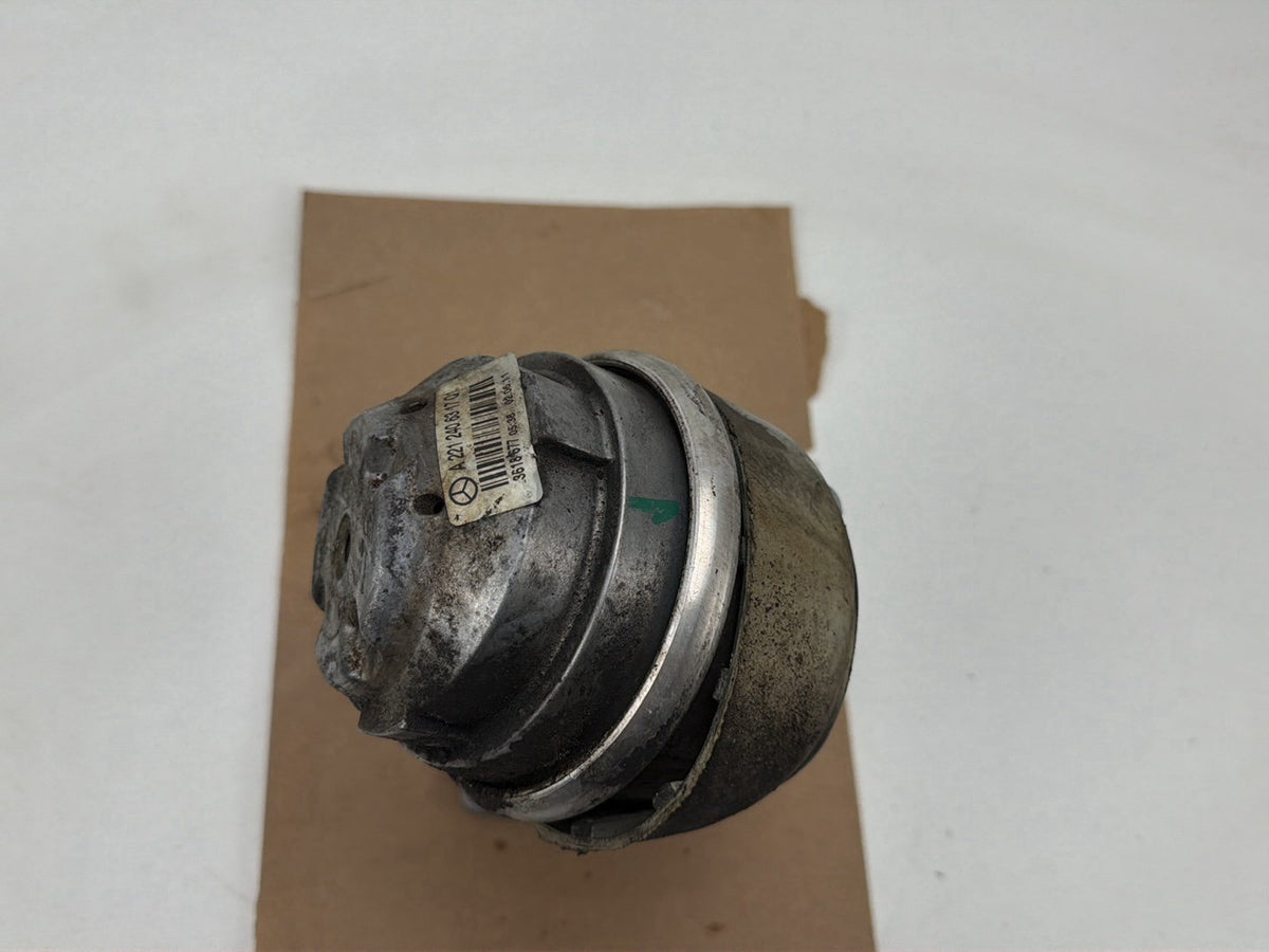 2007-2013 Mercedes-Benz S-Class W221 S550 Right Engine Mount A2212406317 OEM