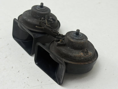 2011-2014 Dodge Charger LD High Low Note Dual Tone Horn Assembly 55306-AM80S OEM