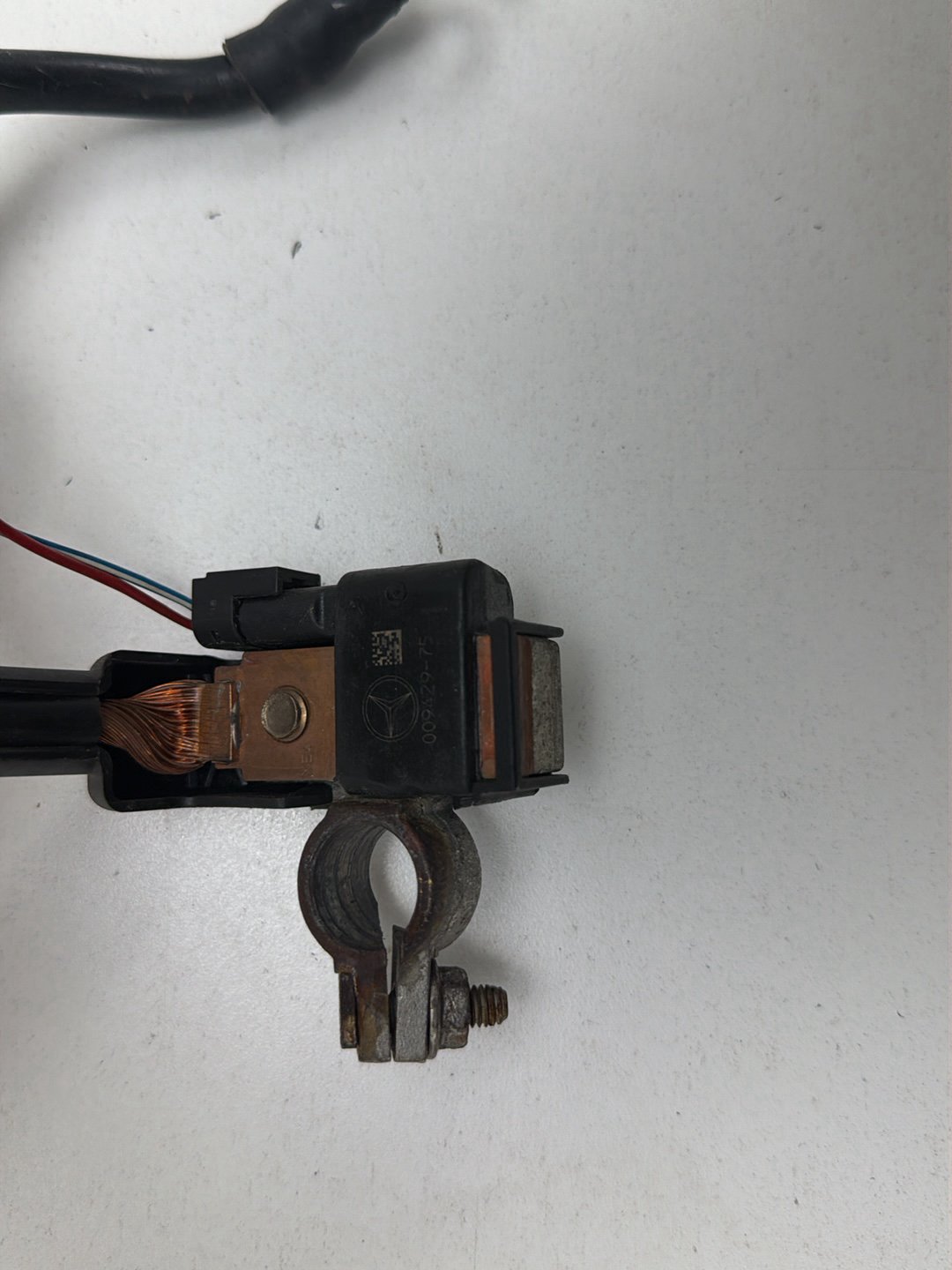2010-2014 Mercedes-Benz E-Class-Negative Battery Cable PN: 009429-75 OEM
