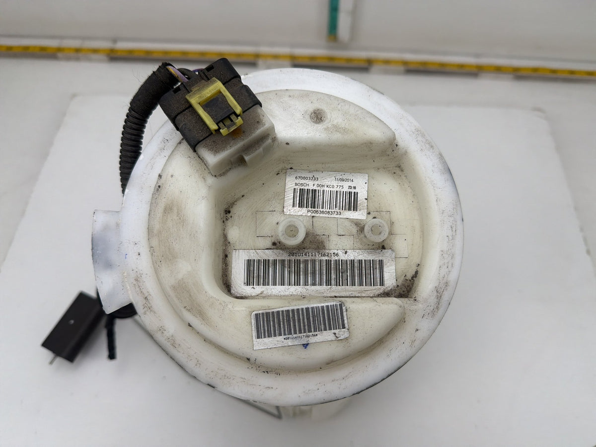 2014-2020 Maserati Quattroporte VI M156-Fuel Gas Tank Pump 670003733 OEM