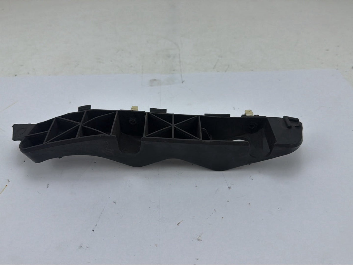 2015-2021 Kia Sedona Front Right Passenger Side Bumper Support Mount Bracket OEM