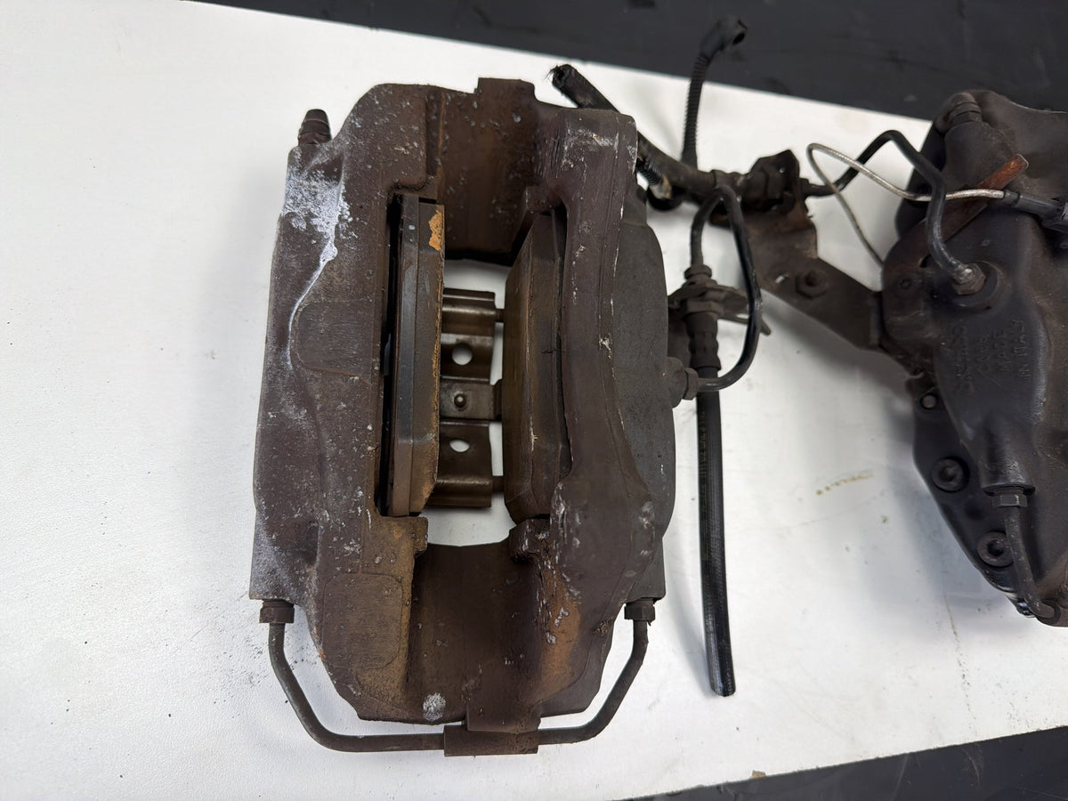2014-2017 Maserati Ghibli III M157 Rear Left & Right Brake Calipers Pair OEM
