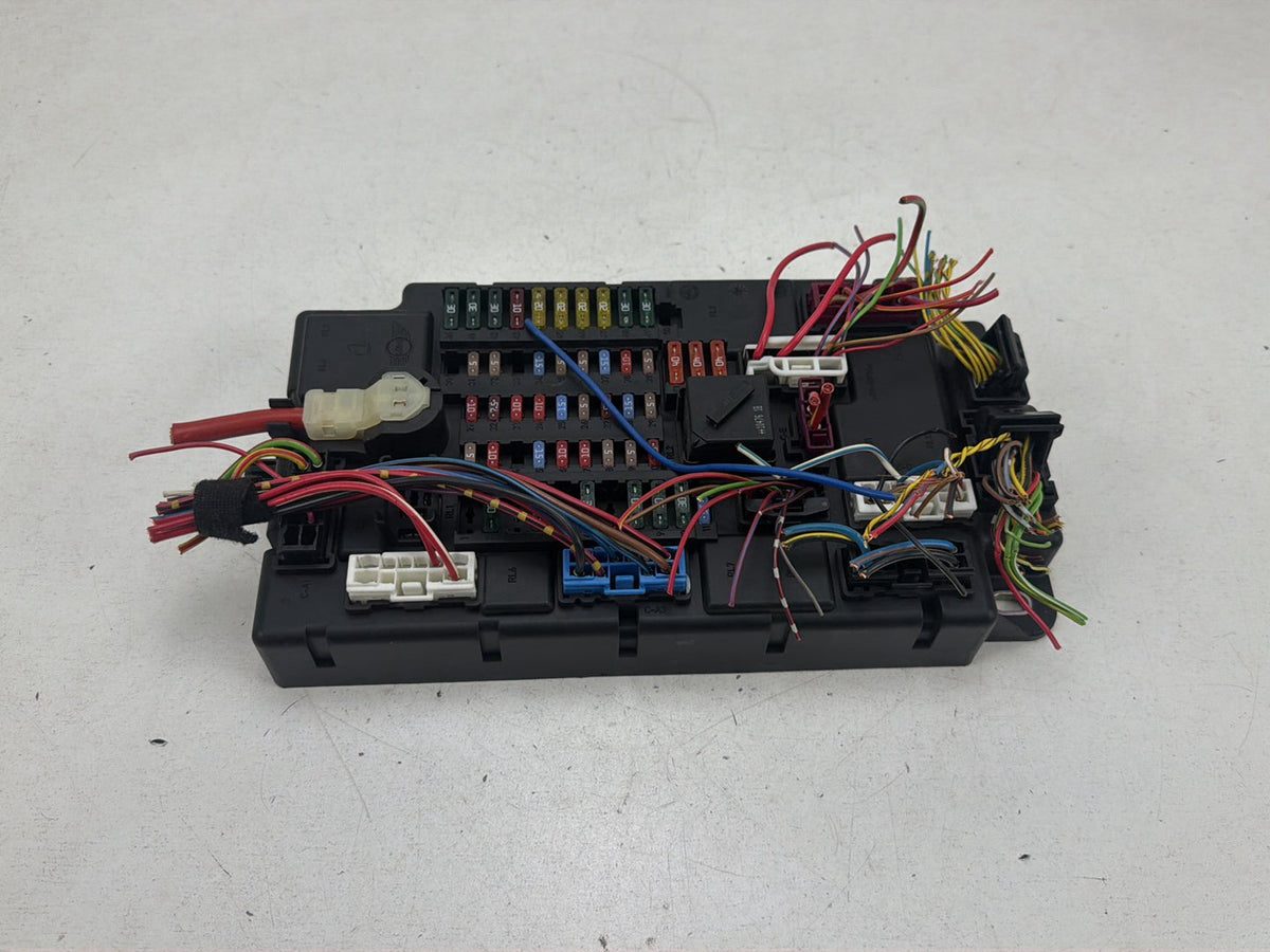 2007-2011 Mini Cooper S R56 Interior Cabin Fuse Box Relay Junction Block OEM