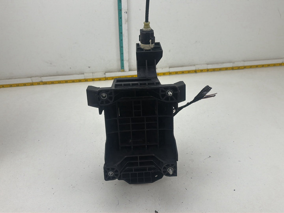 2010-2011 Buick LaCrosse Automatic Transmission Shifter Lever Selector OEM