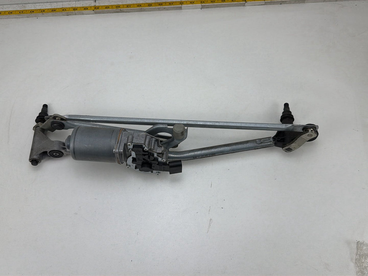 2010-2015 BMW X1 E84 Front Windshield Wiper Motor Transmission Linkage Assembly