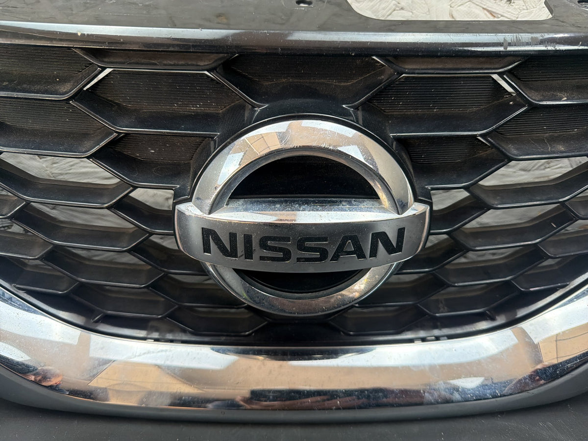 2016-2019 Nissan Sentra Front Bumper Upper Grille OEM