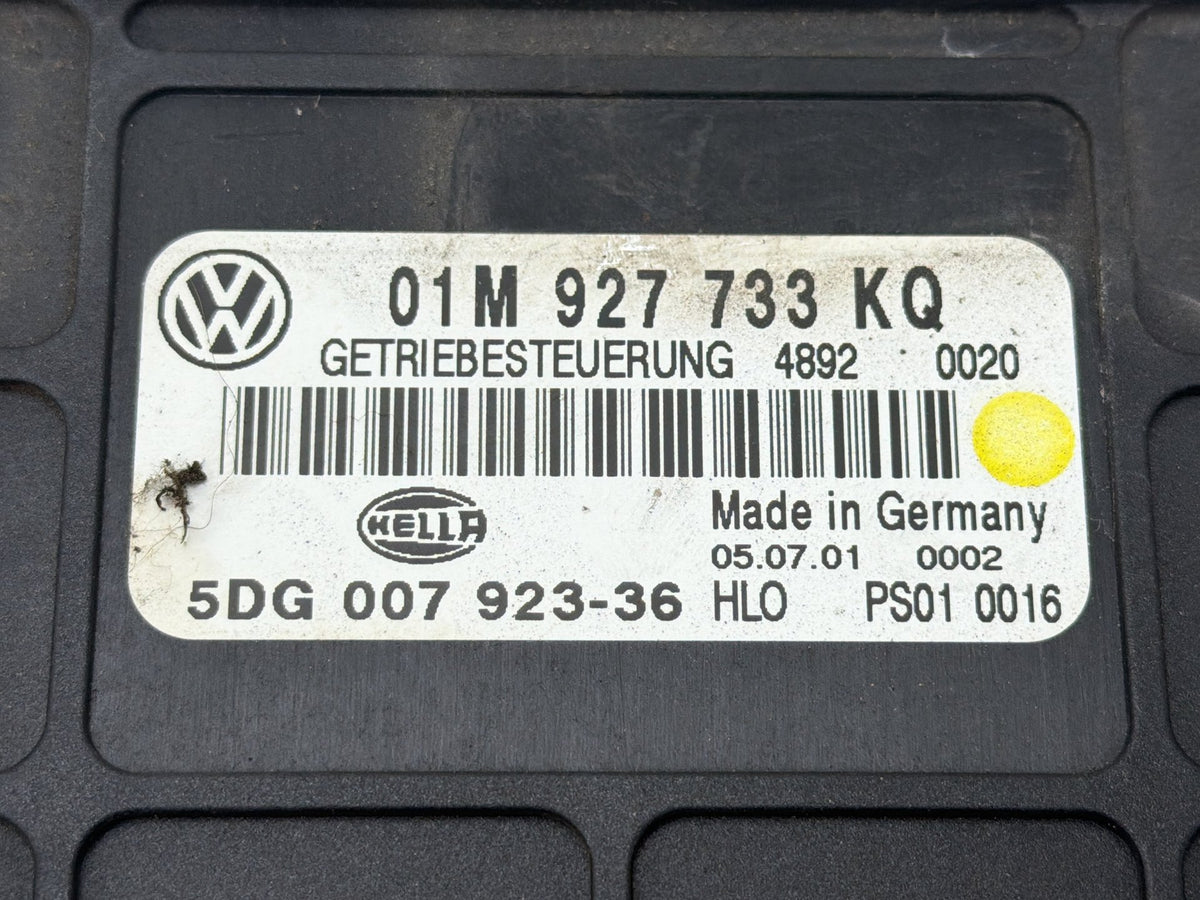 2002 Volkswagen Jetta Transmission Control Module TCM 01M927733KQ OEM