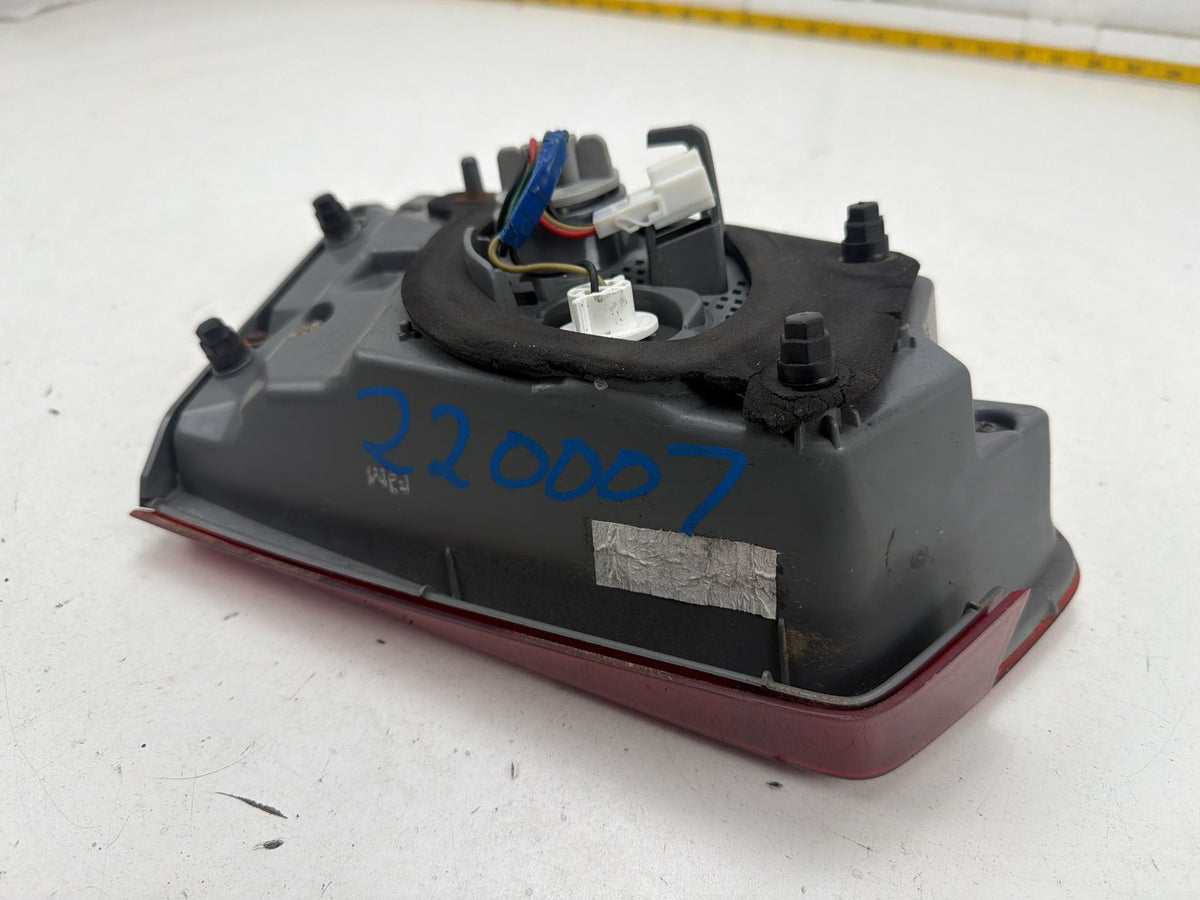 2011-2013 Kia Forte Hatchback Rear Right Passenger Side Inner Tail Light OEM