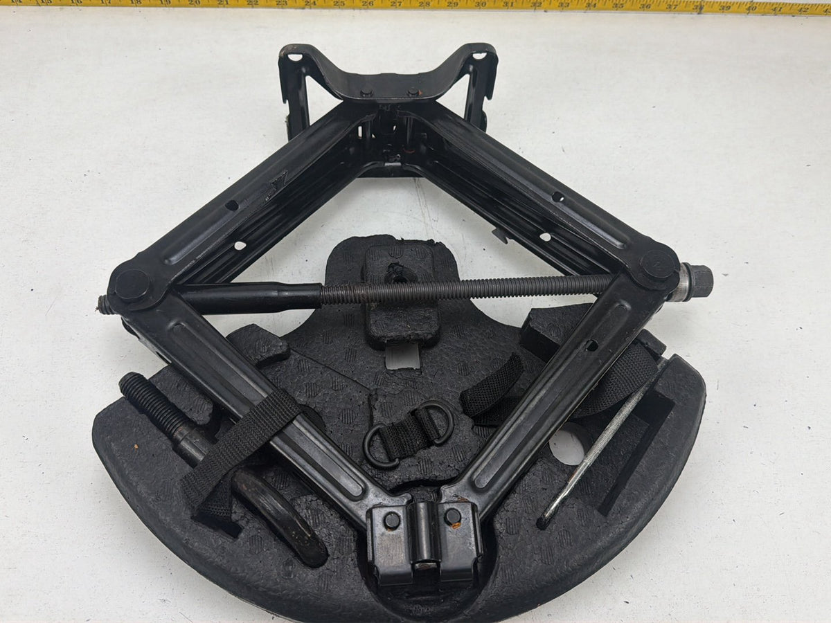 2011-2019 Ford Explorer Spare Tire Scissor Jack Tools Foam OEM