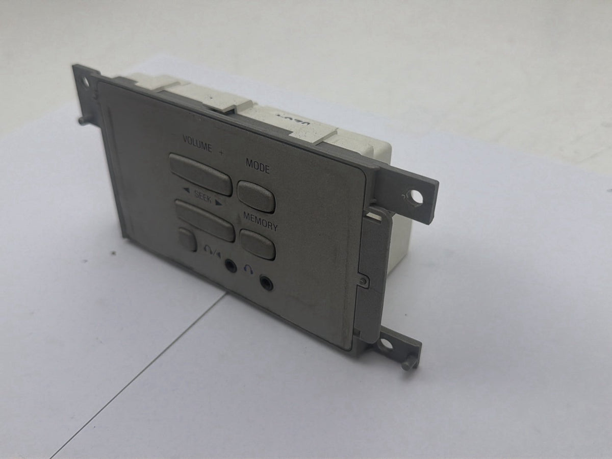 2003-2006 Lincoln Navigator U228-Audio Radio Headphone Control 2L7F-19A164-AB OEM
