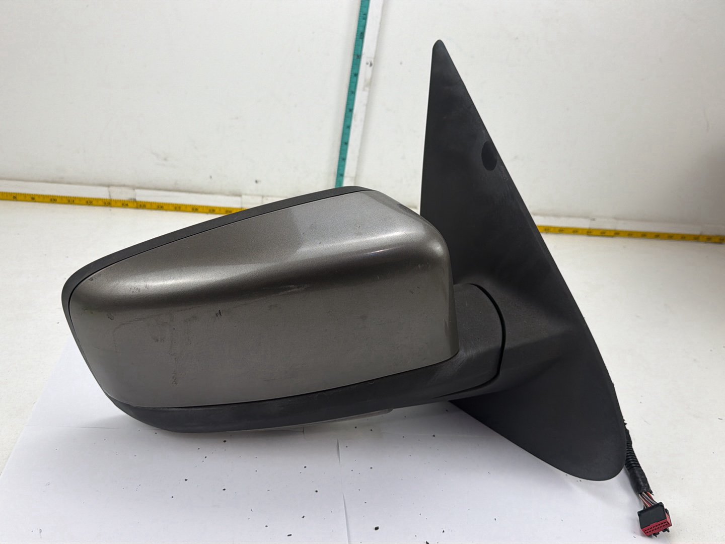 2003-2006 Lincoln Navigator Front Right Passenger Side Door View Mirror OEM
