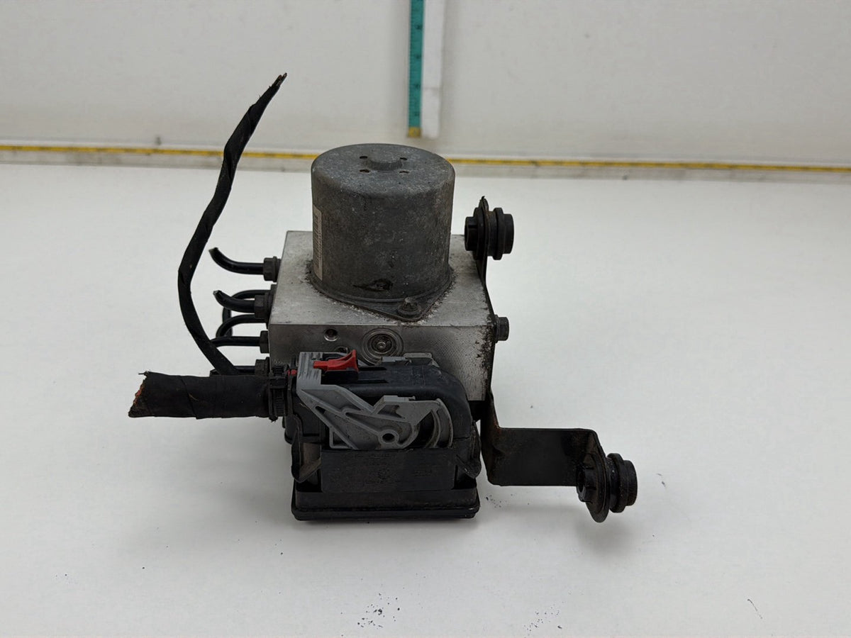 2013-2017 Volkswagen Tiguan ABS Pump/Modulator 5N614109BK OEM