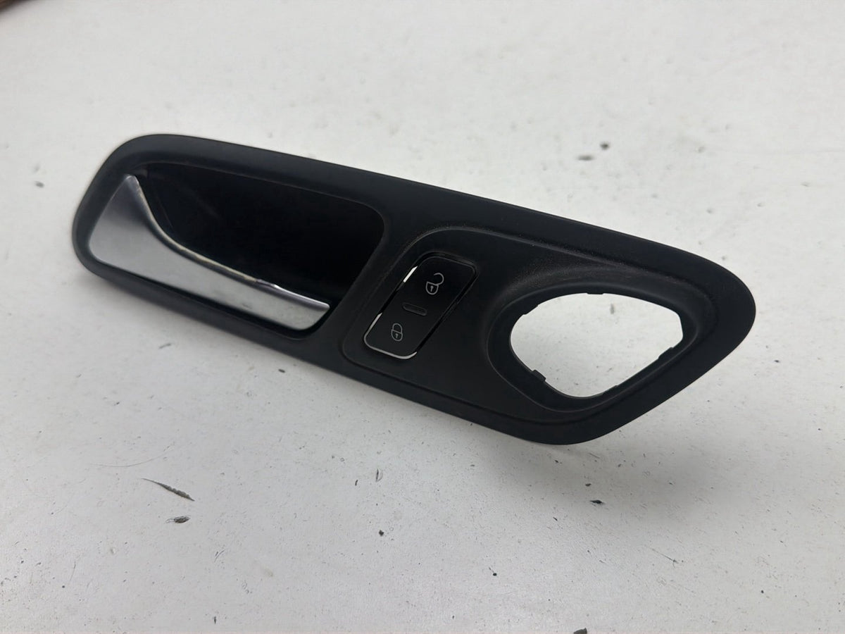 2009-2017 Volkswagen CC Front Left Side Interior Door Handle 3C8 837 113 OEM