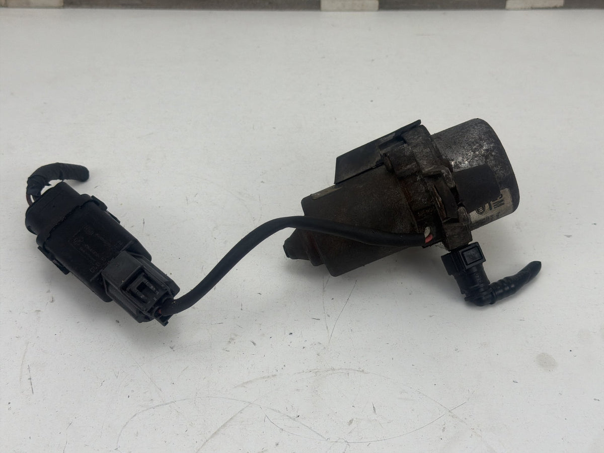 2010-2013 Buick LaCrosse Auxiliary Brake Booster Vacuum Pump 13275079 OEM