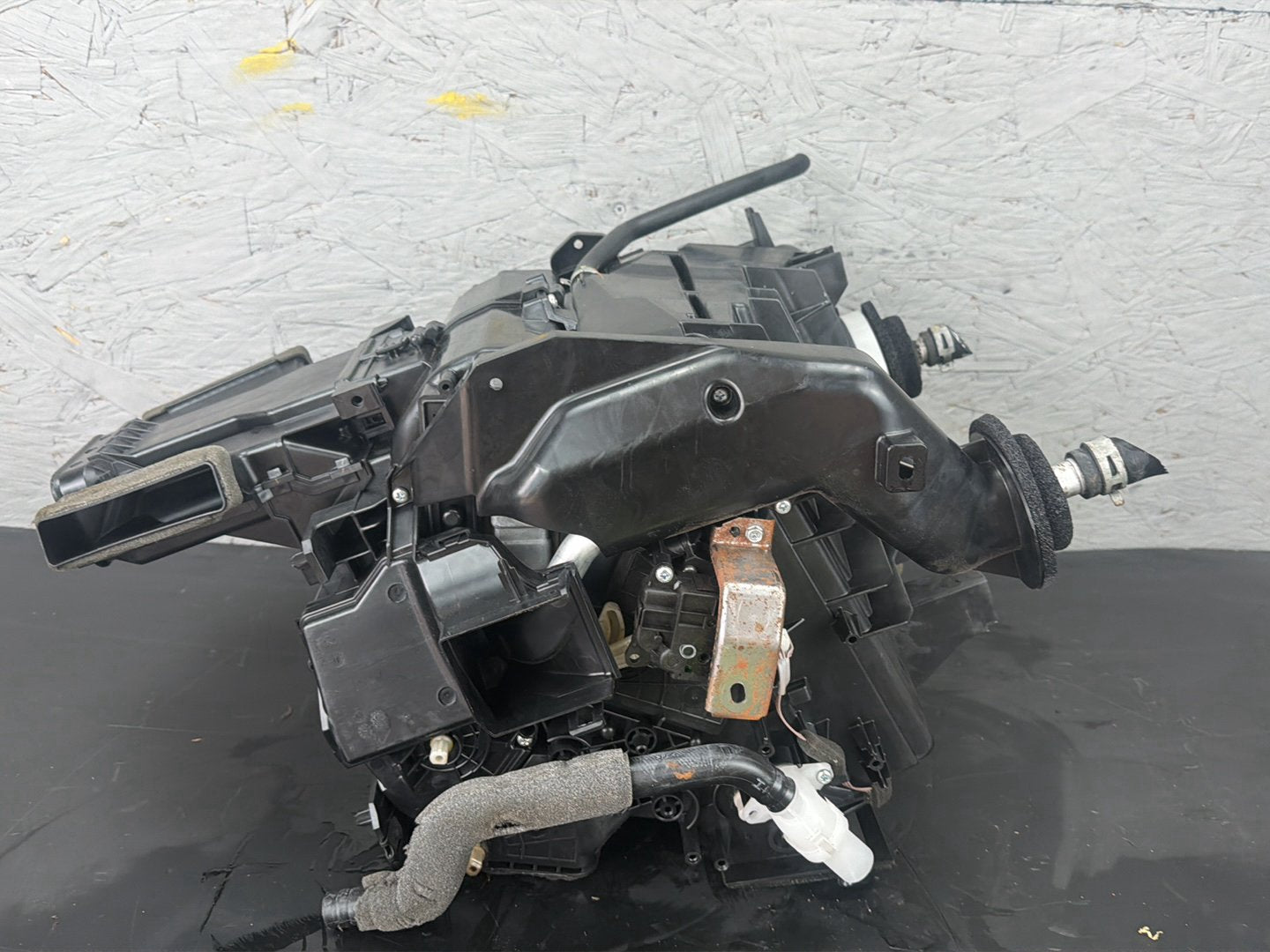 2014-2020 Infiniti Q50 HVAC Heater AC Evaporator Housing Case OEM